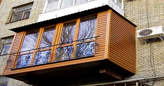 Внешняя отделка балкона Апатиты цена от 1058 руб. м/2.